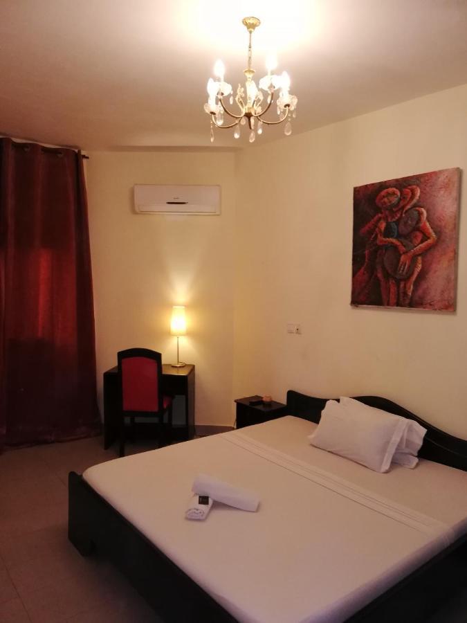Residence Mga Hotel Ouidah Zewnętrze zdjęcie